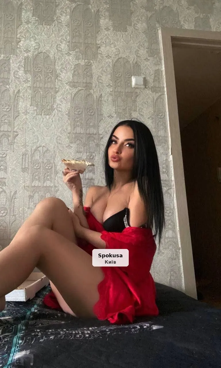 Сексуальная дама на ночь - 1/5
