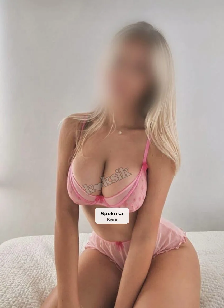 Горячая блондинка, грудь 3, массаж, поза 69 - 1/5